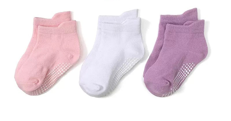 BASIQ 3 Pair Bundle kids Anti slip Combed Cotton solid girl (baby pink, purple & White)