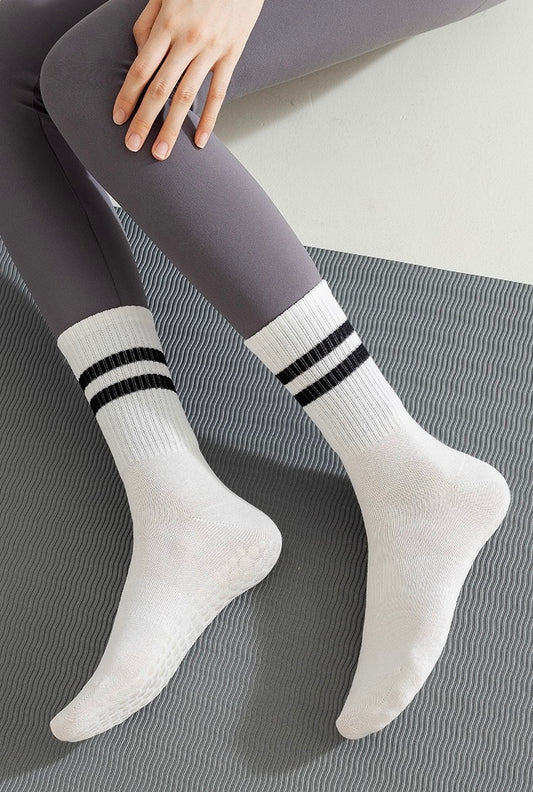 BASIQ Women's Full Grip Crew Socks | Premium Silicon Grip socks for yoga, Pilates & Gym