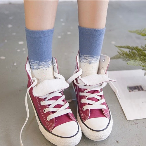 BASIQ Women’s Korean-Inspired Color Block Cotton Crew Socks - Random color