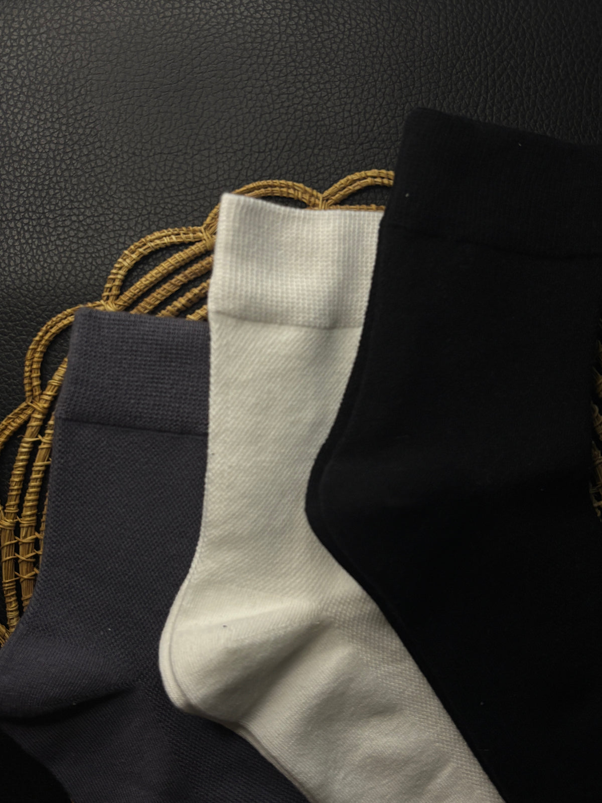 3 Pair BASIQ bundle - Airmesh Crew Solid Socks - Men
