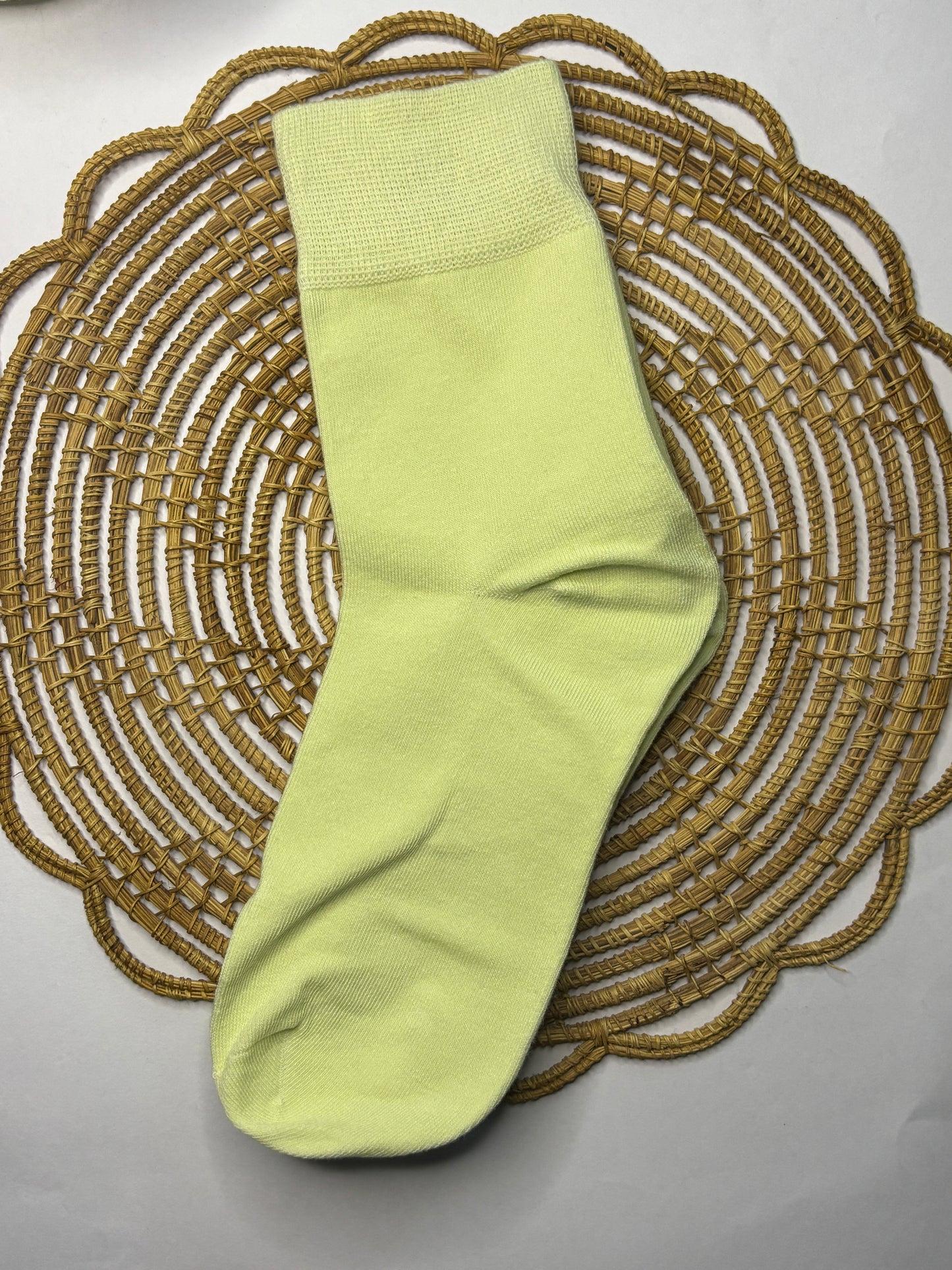 BASIQ Women's Antibacterial Crew Socks - Combed Cotton & Anti Odour Solid Socks