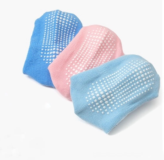 BASIQ Kids Anti slipping Solid Socks Bundle black Blue Gray (3 Pairs)