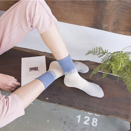 BASIQ Women’s Korean-Inspired Color Block Cotton Crew Socks - Random color